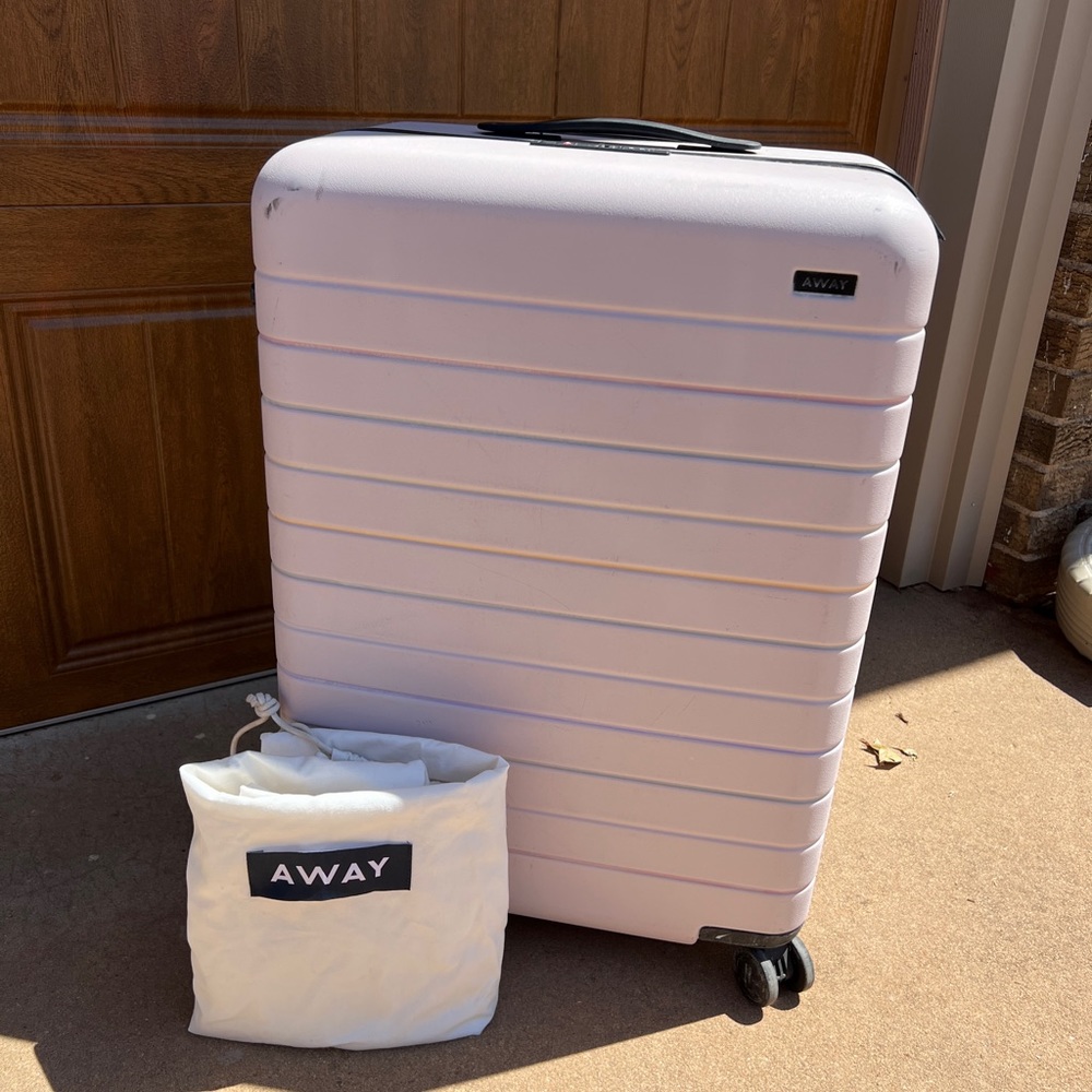 Away luggage “the medium” suitcase